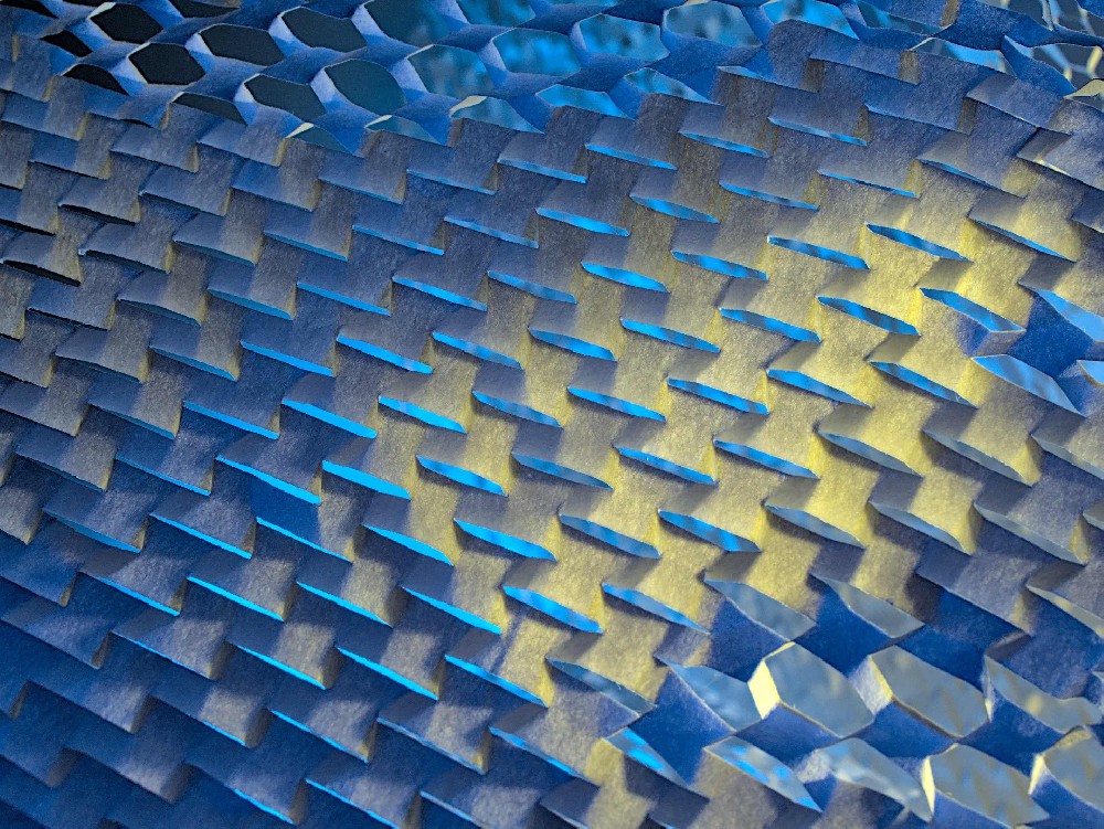 碳纤维布和碳纤维贴纸有什么区别？