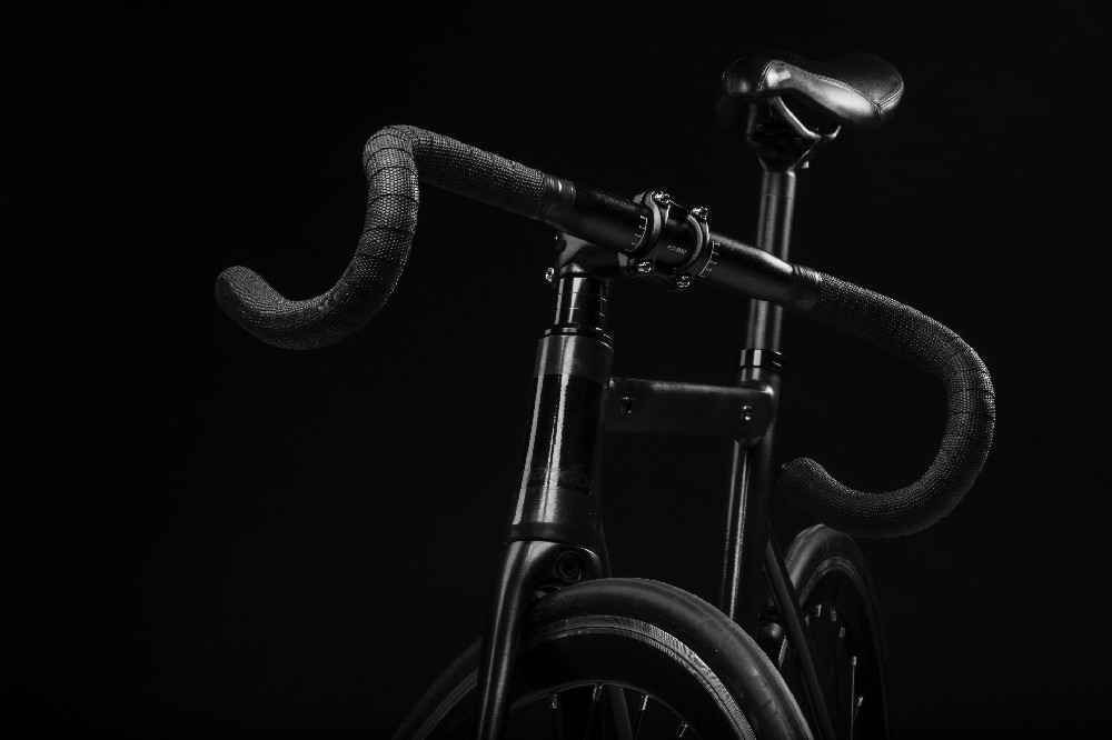 从废物到下一代碳纤维：高分子量酯化链接木质素，有何不同？