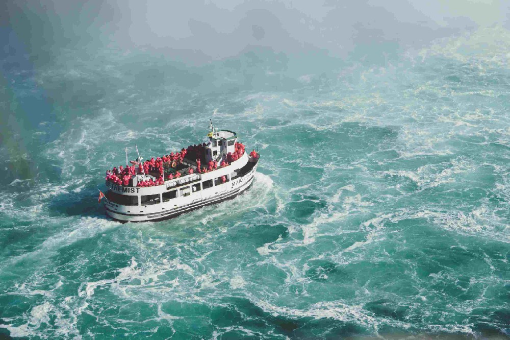 上海石油化工公司取得关键突破：中国最长船席用48K巨型碳纤维