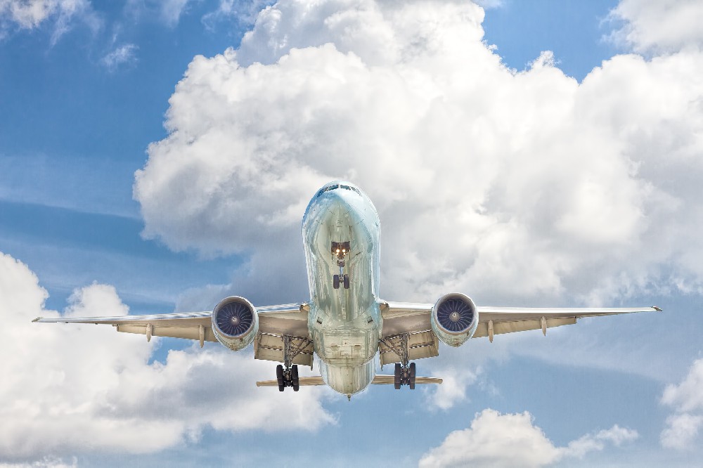 飞向天空，塑造未来：CFRTP在高性能航空航天领域的创新应用与优势